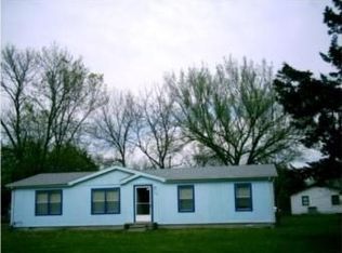 603 S Kansas Ave, Lane, KS 66042