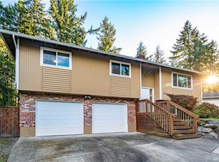 12429 Tatoosh Rd E, Puyallup, WA 98374