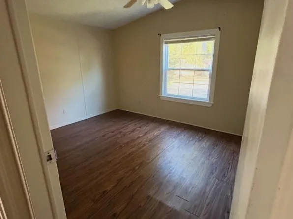 10090 Isabelle Ln, Greenwood, LA 71033