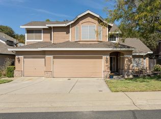 3221 Outlook Dr, Rocklin, CA 95765