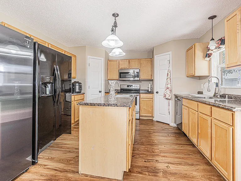 2706 Mingo Dr — Photo 25