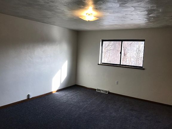4th image of 242 Harrison Ave Unit 242