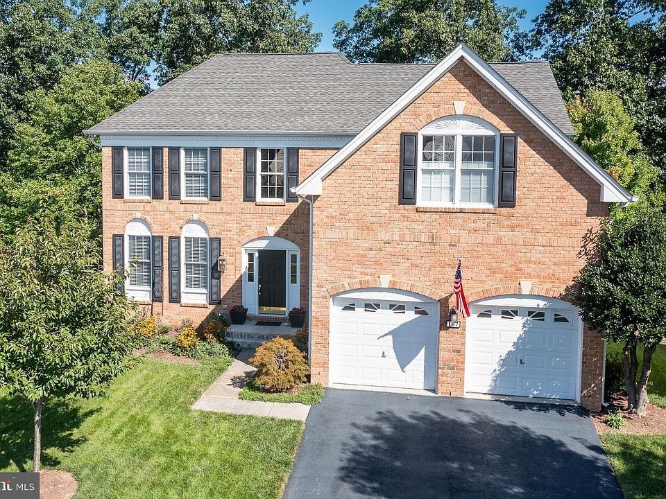 1st image of 107 Norfolk Ct