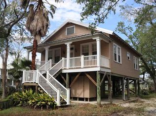 214 Ludwig Ln, Grand Isle, LA 70358