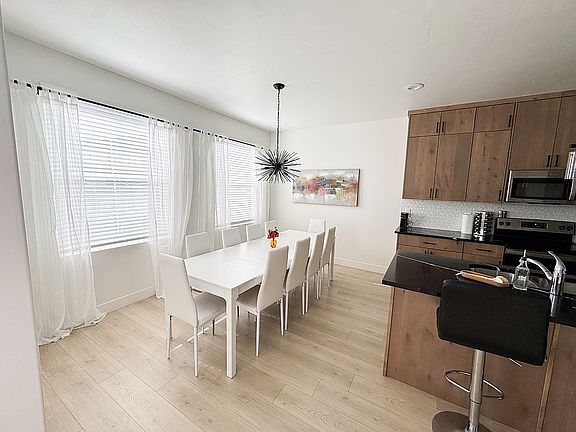 Spacious dining room