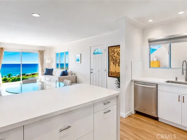 21711 Wesley Dr APT A, Laguna Beach, CA 92651