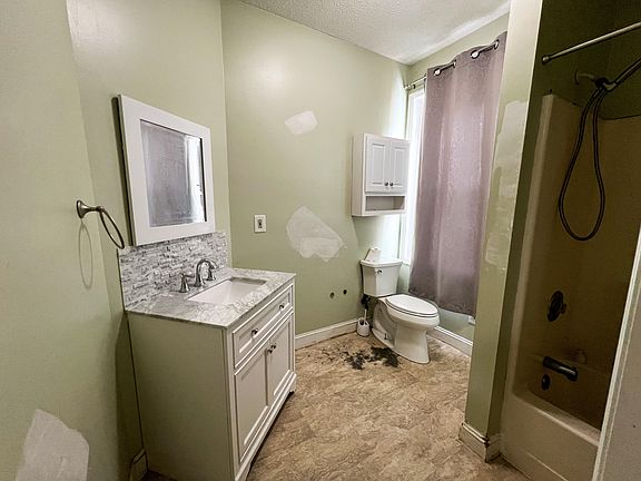 5th image of 1702 Georgia Ave