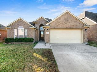 4710 Legends Bay Dr, Baytown, TX 77523
