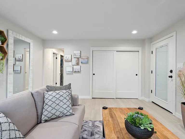 4111 Whitman Ave N #101 — Photo 14