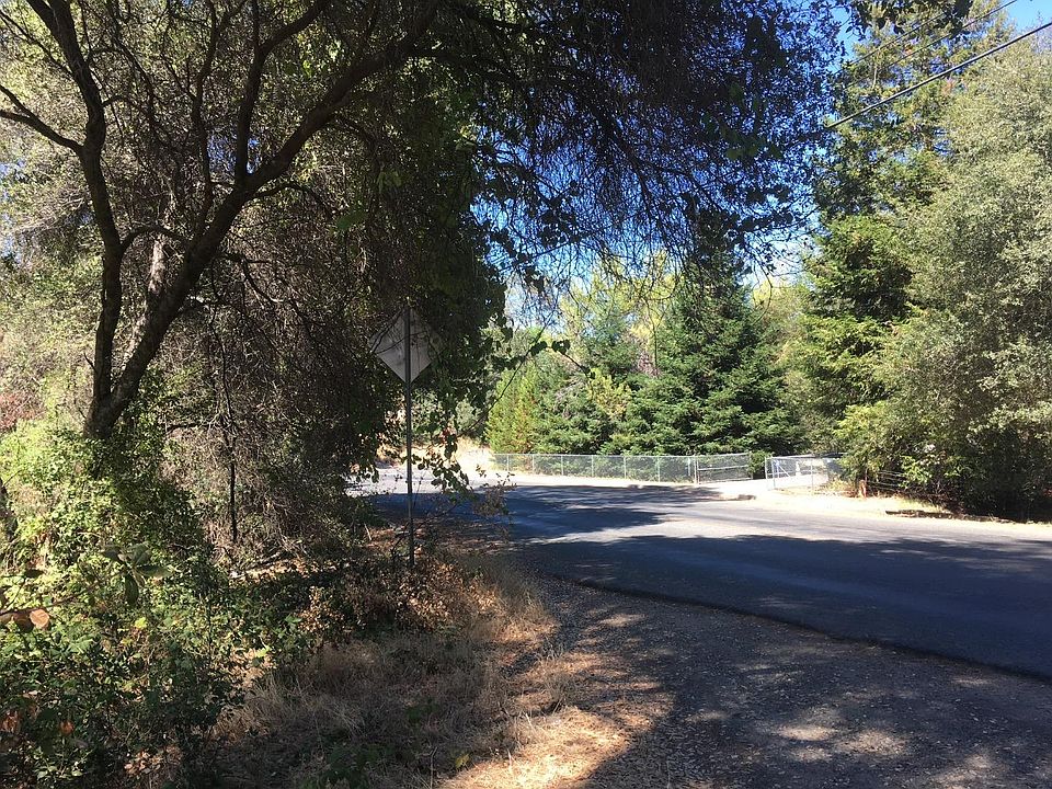 1st image of 0 Brookdale Dr
