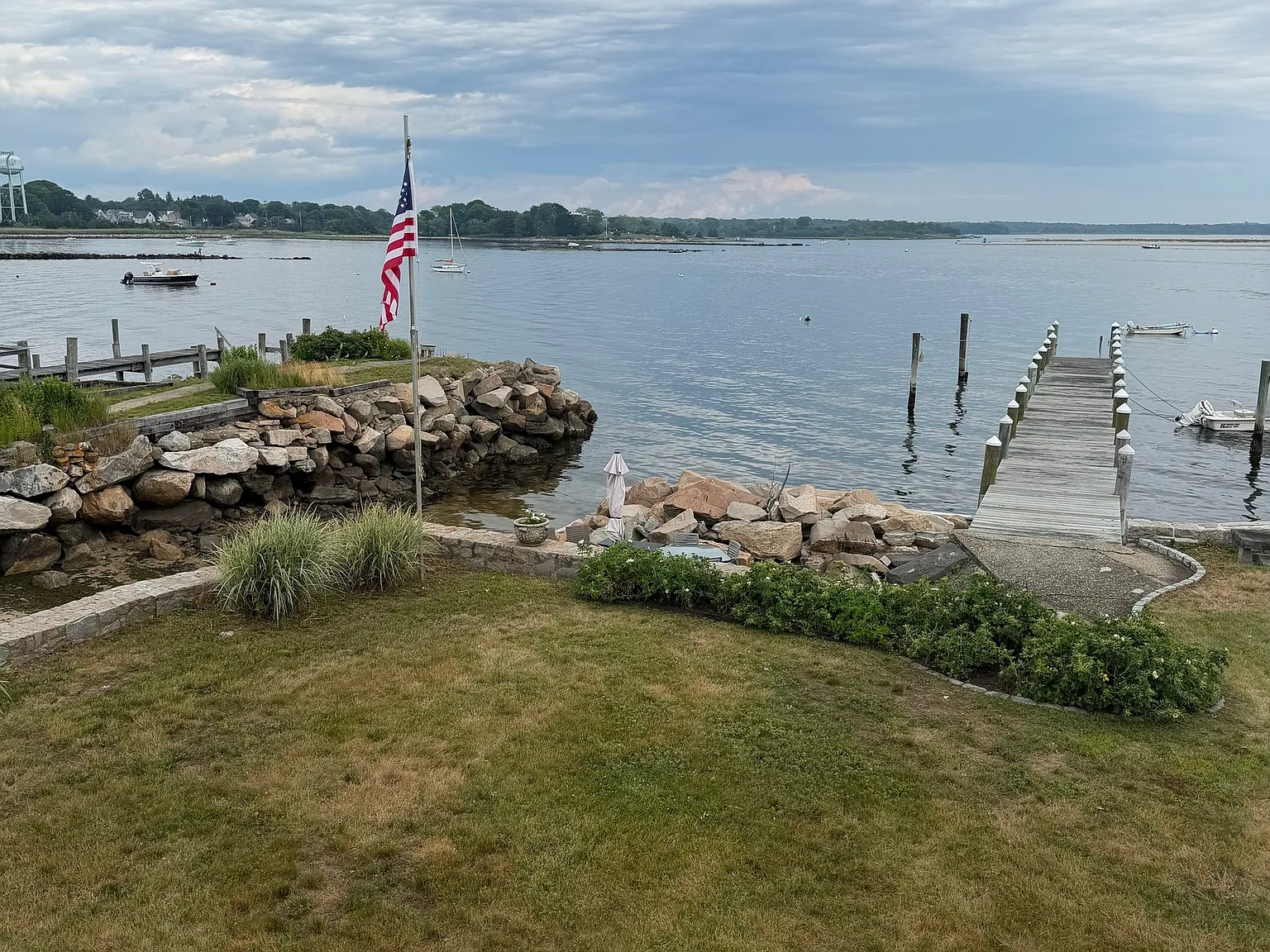 2 bed, 1.0 bath, 1000 sqft, $3,500 — Photo 3