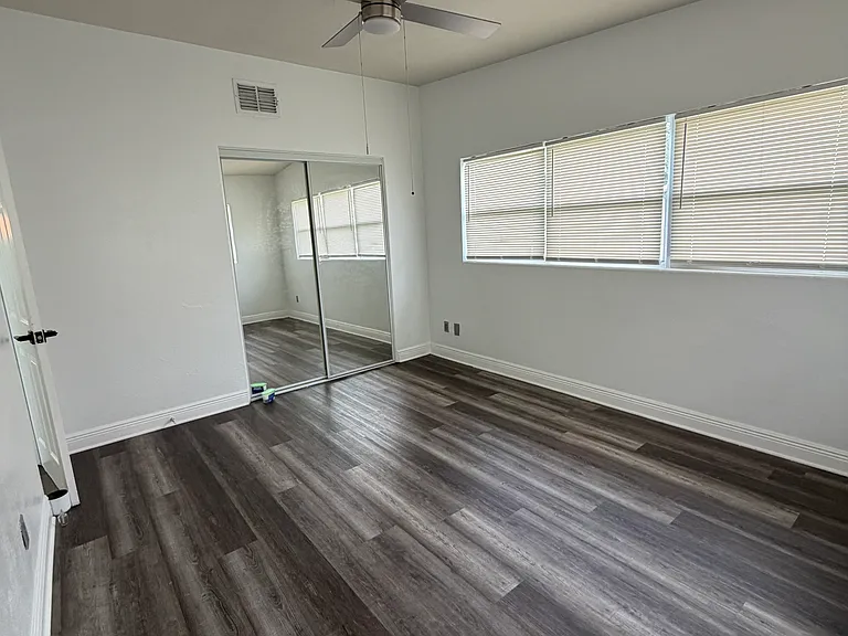 4870 Seminole Ave — Photo 19