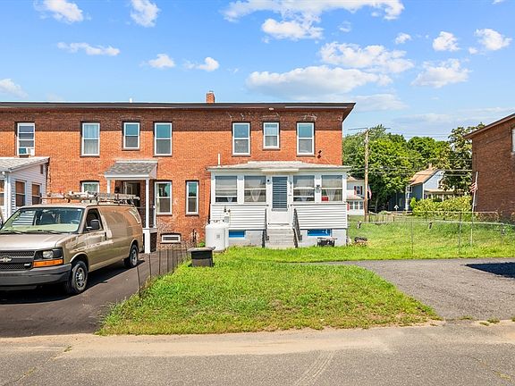 3rd image of 2271 Main St
