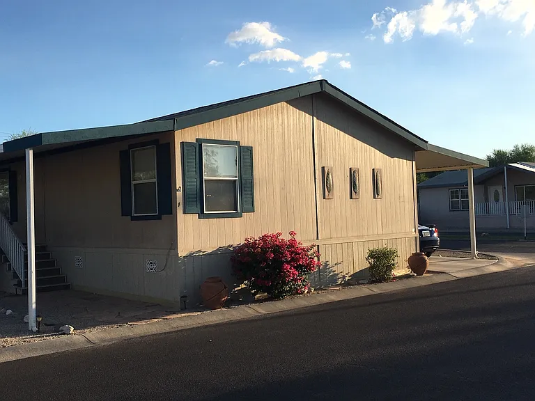 El Rancho Estates — Photo 10