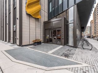 60 Shuter St #910, Toronto, ON M5B 0B7