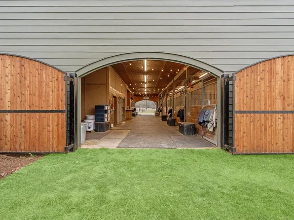 1560 Bowler Rd, Waller, TX 77484