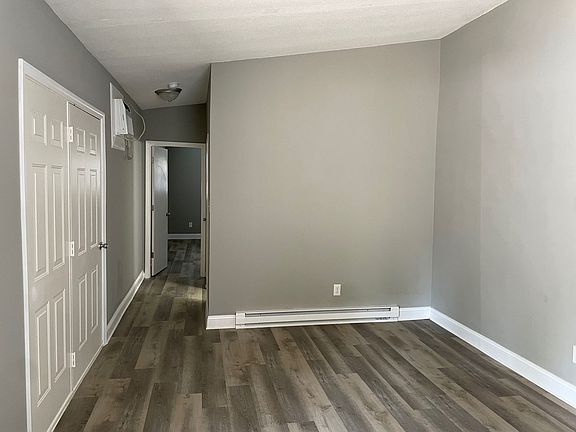 3rd image of 502-504 Rand Blvd