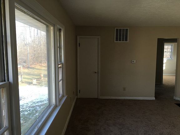 5th image of 4101 Riverview Ave