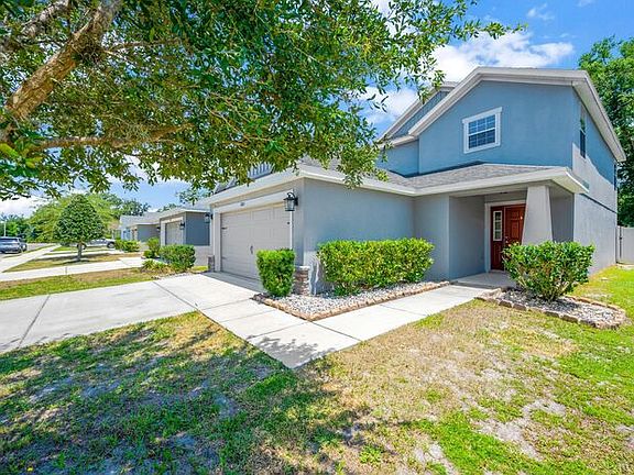 3rd image of 13815 Harvestwood Ln