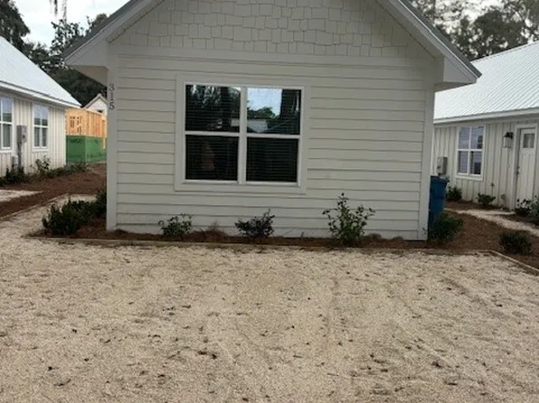 315 Palmetto St, Saint Simons Island, GA 31522