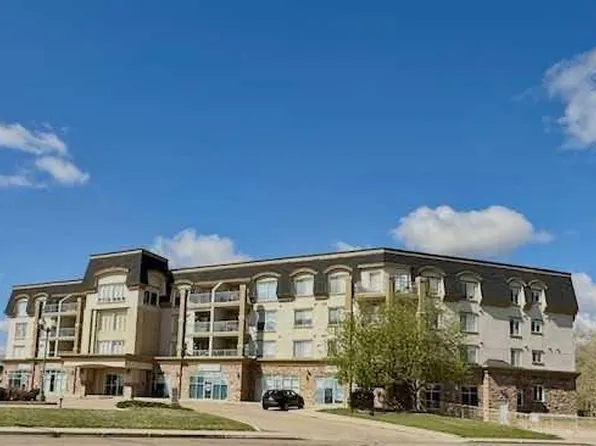 4425 E Heritage Way #406, Lacombe, AB T4L 2P4