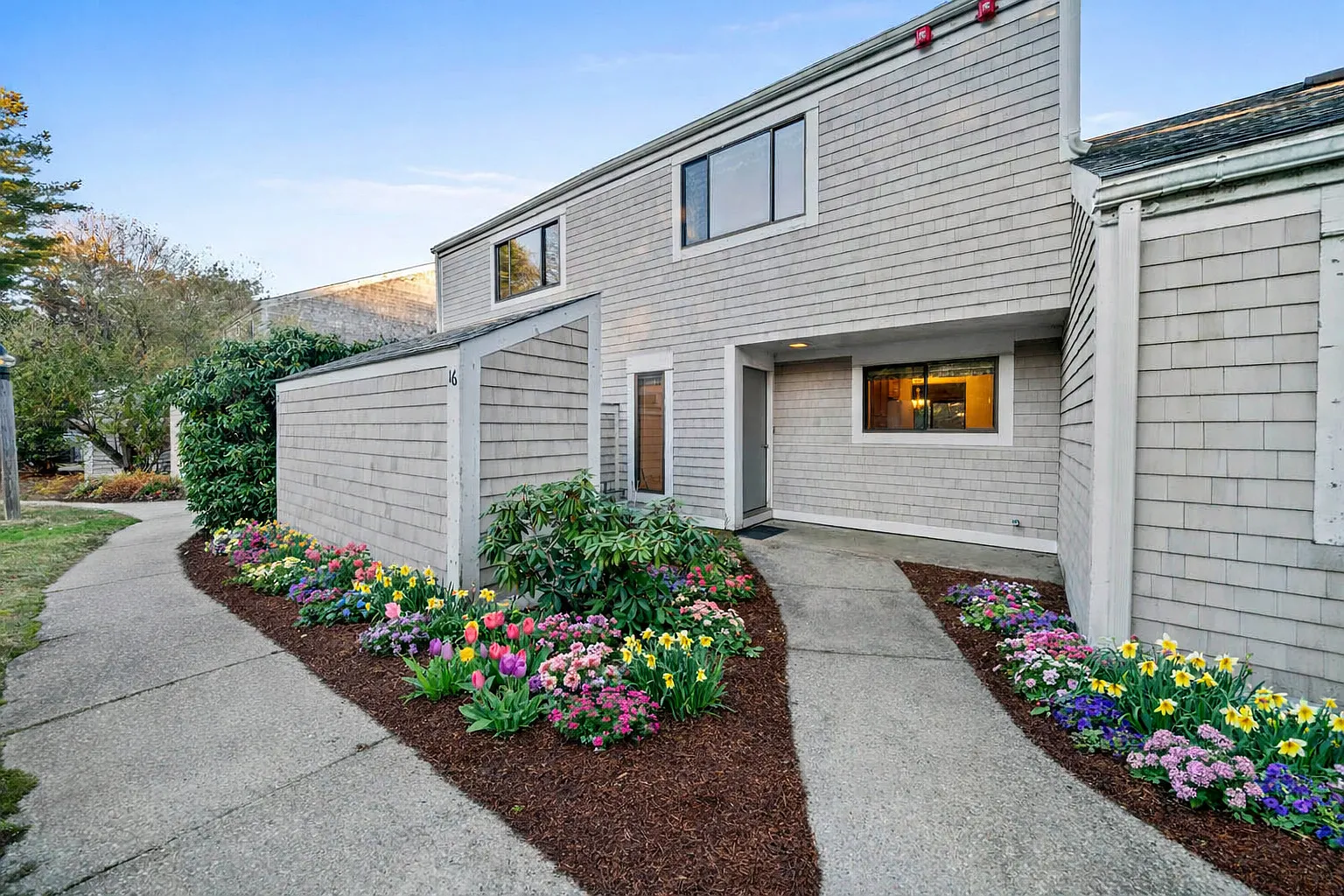 Revel Townhomes — Photo 1