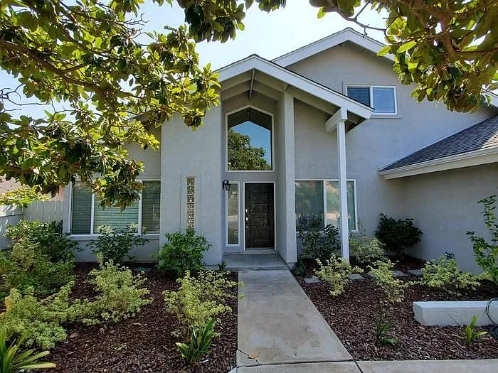 3021 Segovia Way — Photo 3