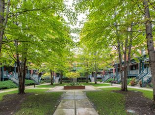 1021 W Rundell Pl UNIT 4, Chicago, IL 60607