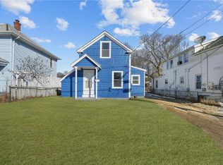 65 Suburban Pkwy, Warwick, RI 02889