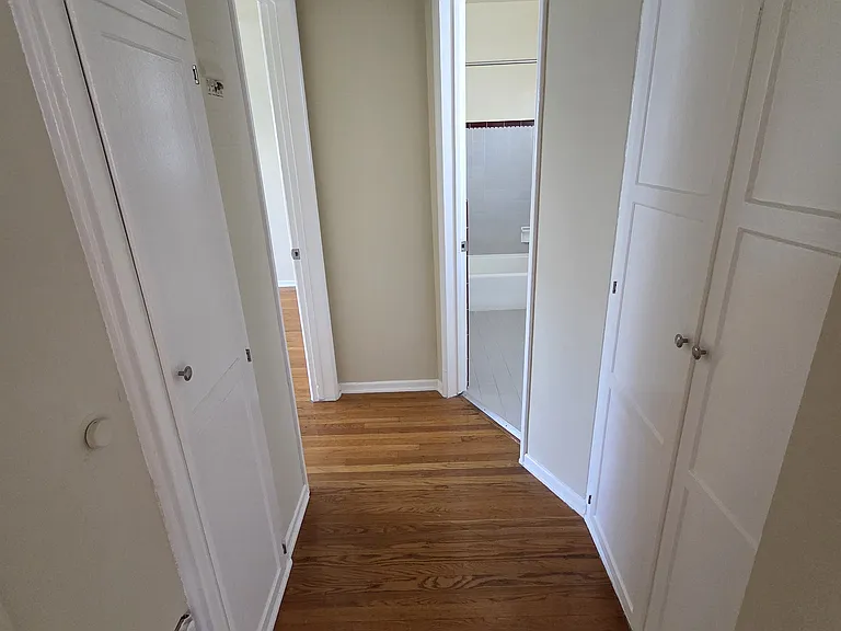 1745 N Kingsley Dr #20 — Photo 11
