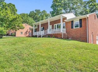 529 Ingal Blvd, Salem, VA 24153