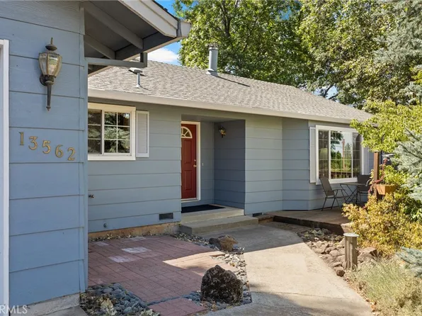 13562 S Park Dr, Magalia, CA 95954