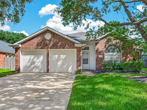 12007 Viola Ct, Pinehurst, TX 77362
