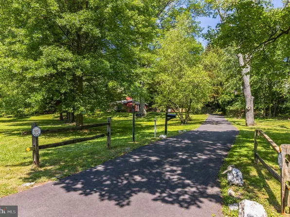 706 Tookany Creek Pkwy, Cheltenham, PA 19012