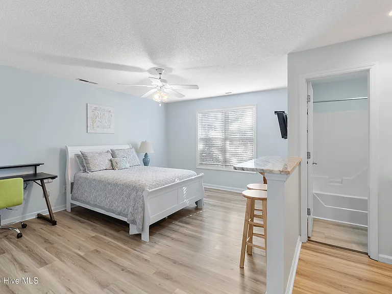 3350 Club Villas Dr #101 — Photo 3