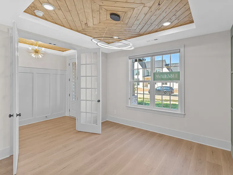 8081 Atlee Ct — Photo 10