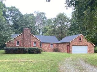 611 Big Hurricane Rd, Smithville, TN 37166