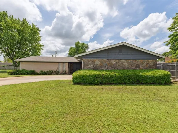 1009 Cherokee Pl, Lindsay, OK 73052
