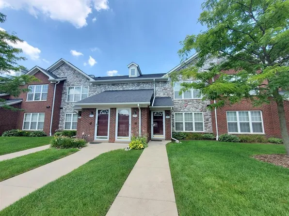 33550 Utica Rd, Fraser, MI 48026