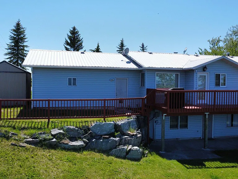 540 Shoreline Dr — Photo 23