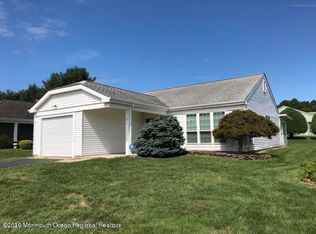 42 Hastings Rd, Manchester, NJ 08759