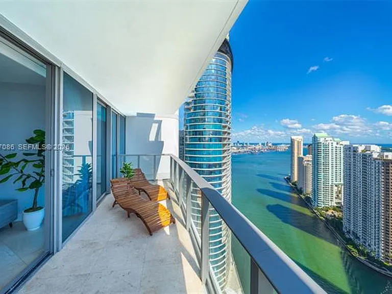 200 Biscayne Boulevard Way #4308 — Photo 1