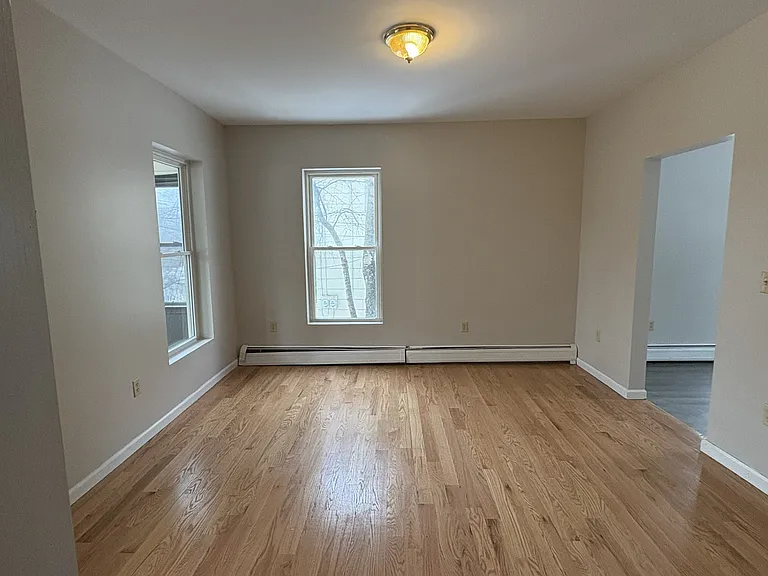 56 Wisner Ave — Photo 8