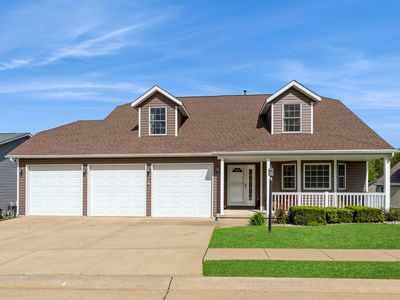 18 Hidden Valley Cir, Davenport, IA, 52804