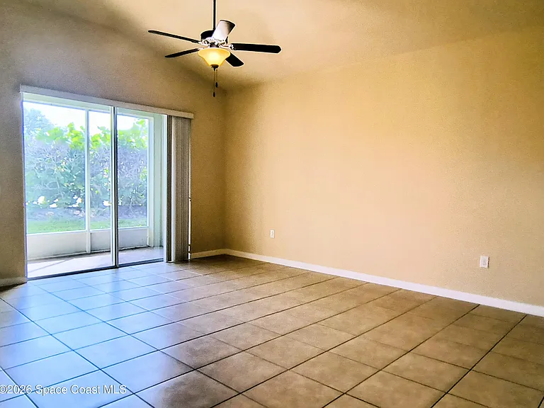 490 Bismarck Way #48 — Photo 12