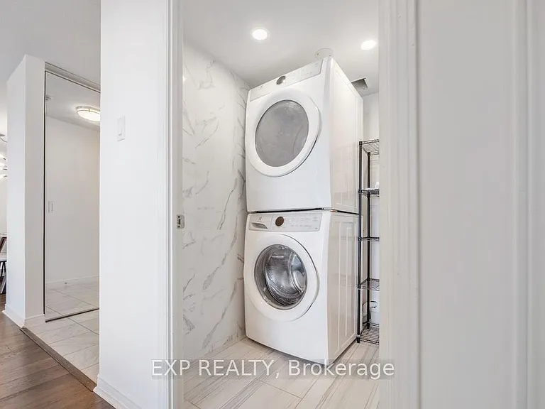 7250 Yonge St #1709 — Photo 16