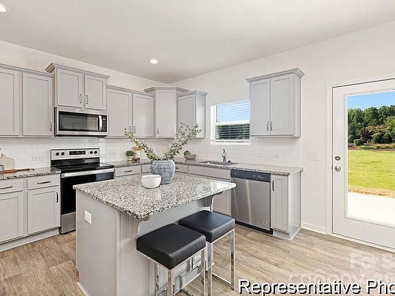 2nd image of 836 Scotch Meadows Loop #49