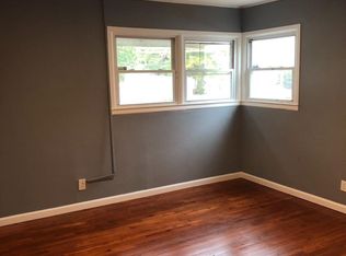 100 Ira Rd, Syosset, NY 11791