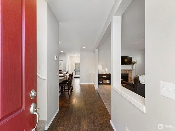 5th image of 4787 Strathmore Circle SW
