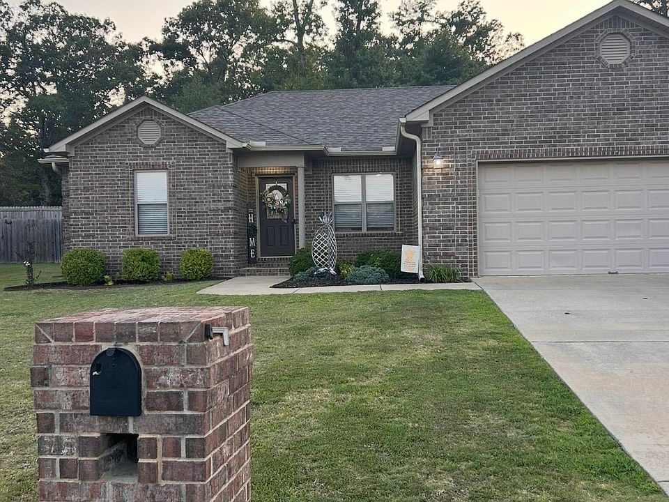 1st image of 28 Timber Ln
